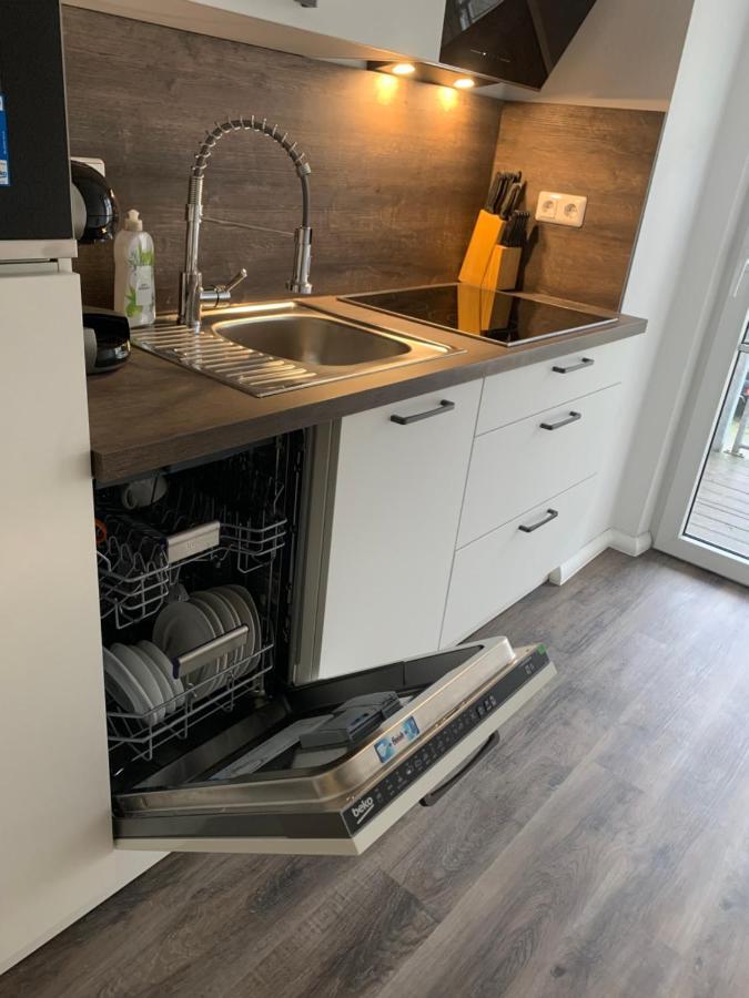 40 Qm Appartment Parkplatz, Balkon,Netflix, Prime Chemnitz Eksteriør billede
